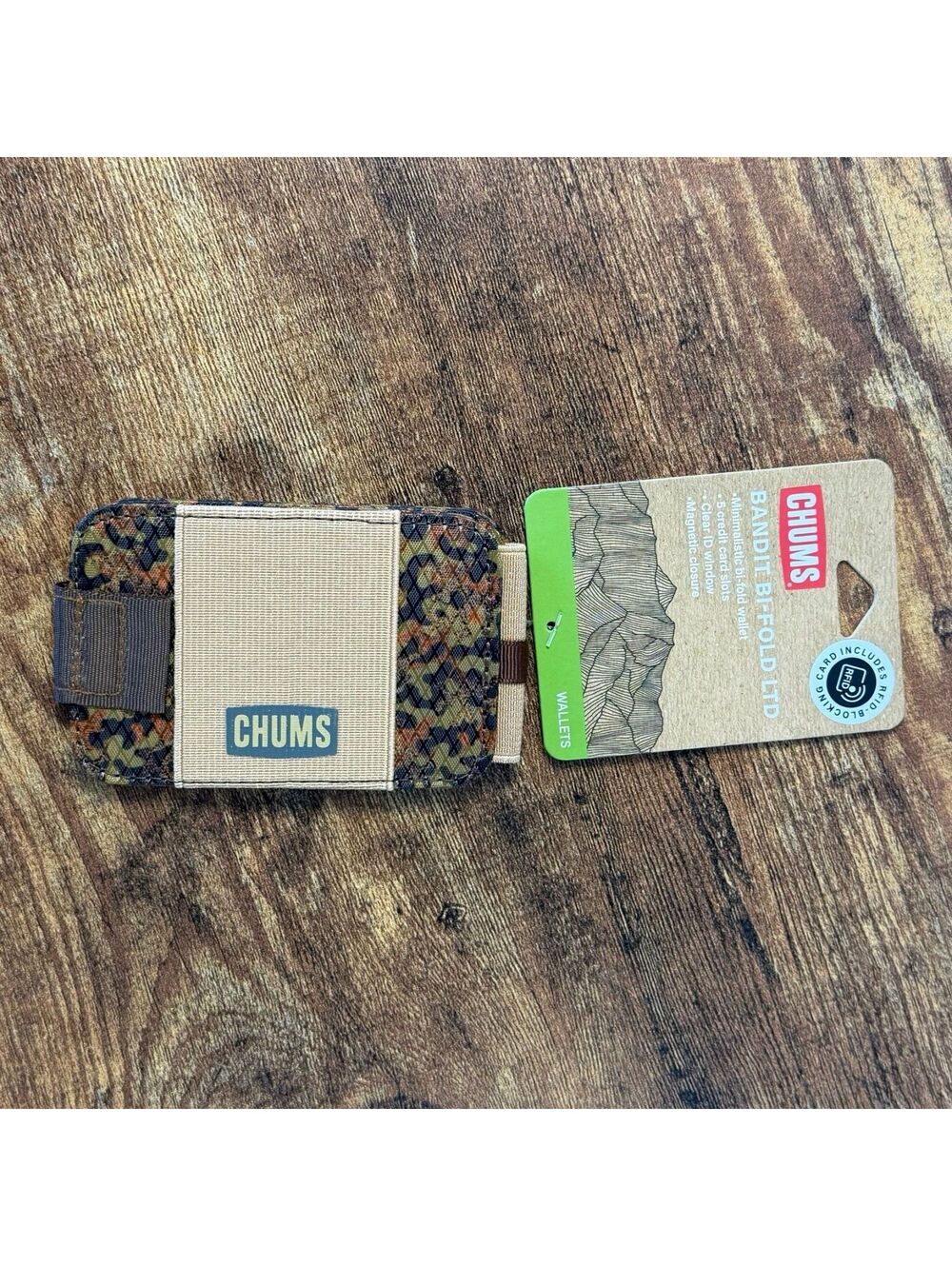 NWT Chums Bandit Bi-Fold LTD Wallet Camo Slim RFID Blocking Card Included